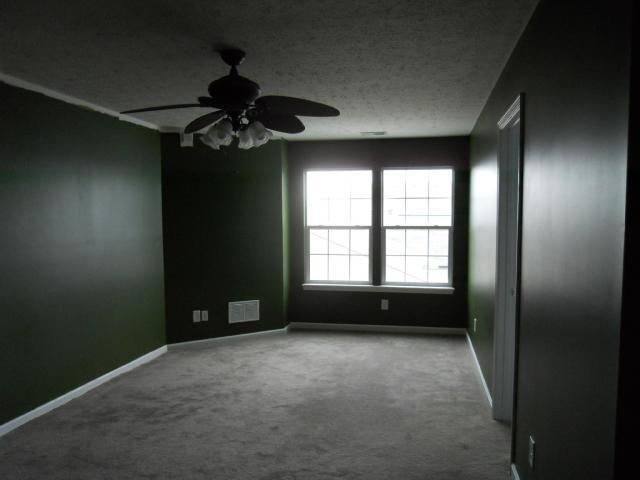 5904 Decatur Ridge Drive Indianapolis, IN 46221 - Photo 4 of 5