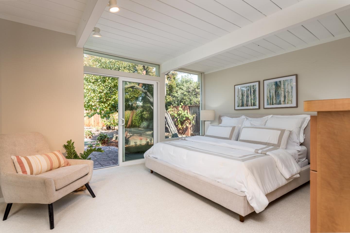3476 Greer Road Palo Alto, CA 94303 - Photo 15 of 32 Gallery Image 15