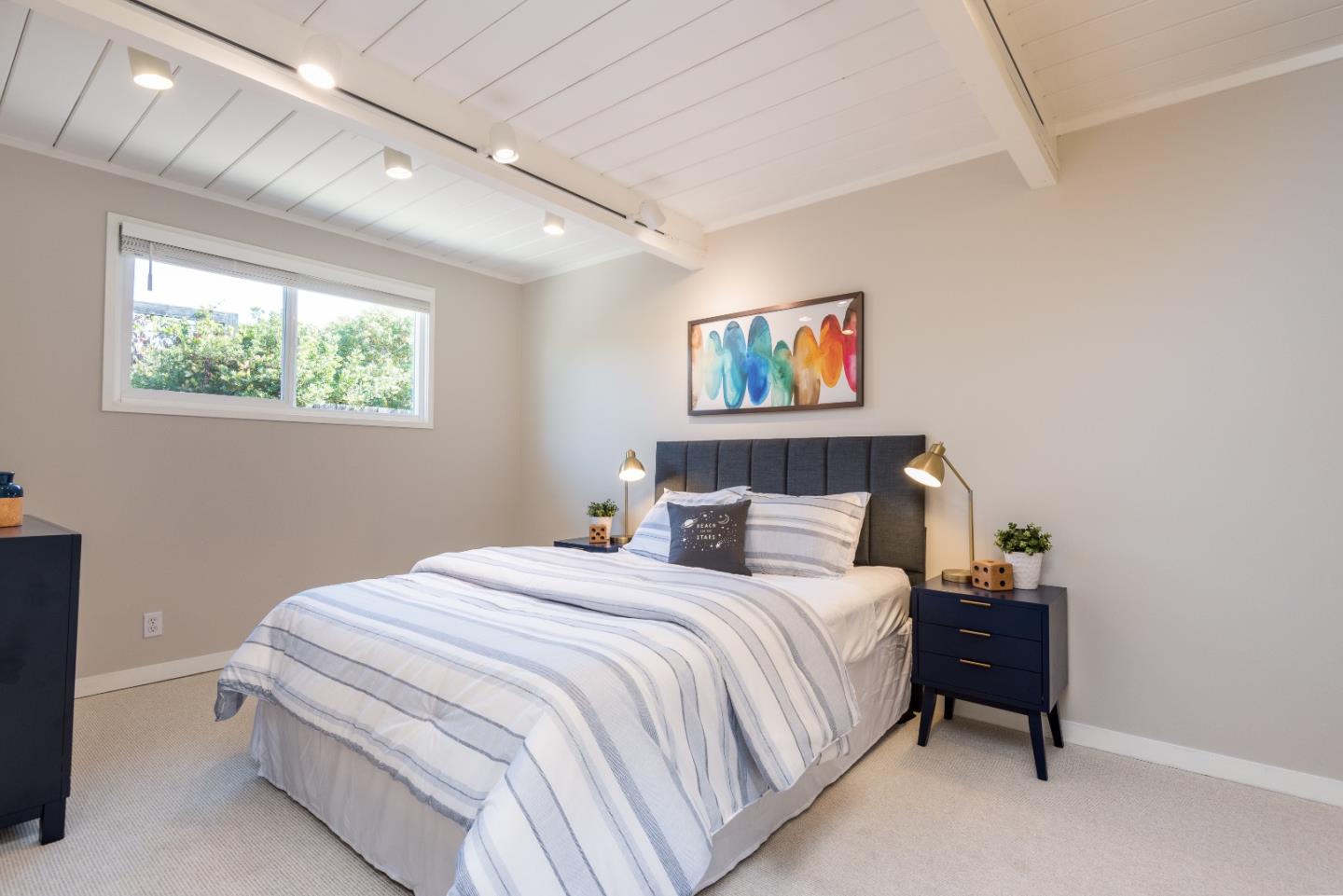 3476 Greer Road Palo Alto, CA 94303 - Photo 21 of 32 Gallery Image 21