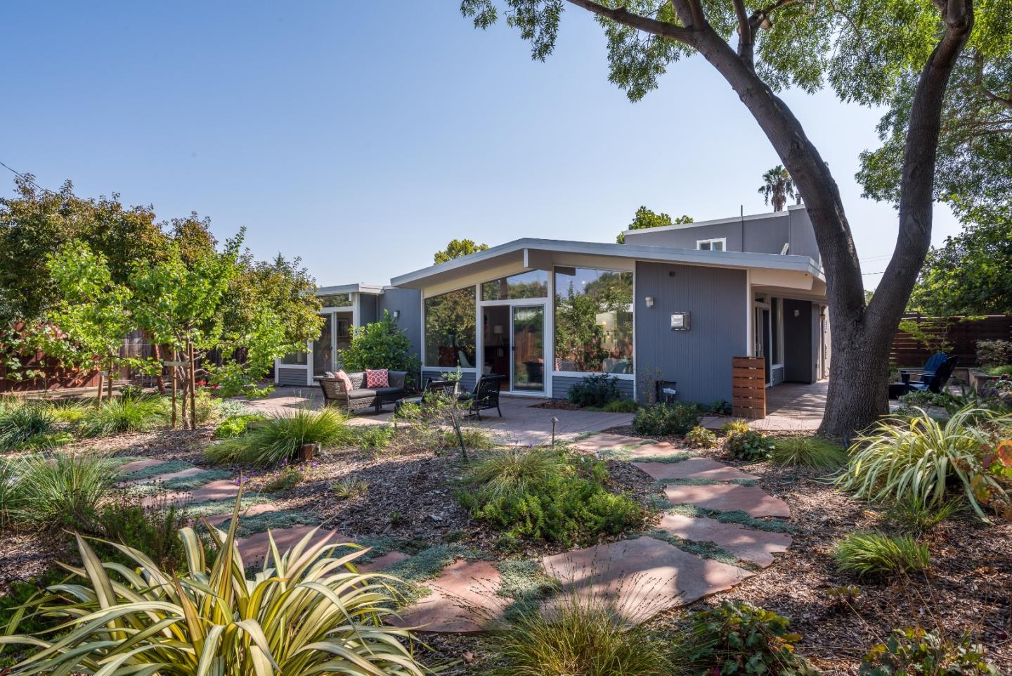 3476 Greer Road Palo Alto, CA 94303 - Photo 27 of 32 Gallery Image 27