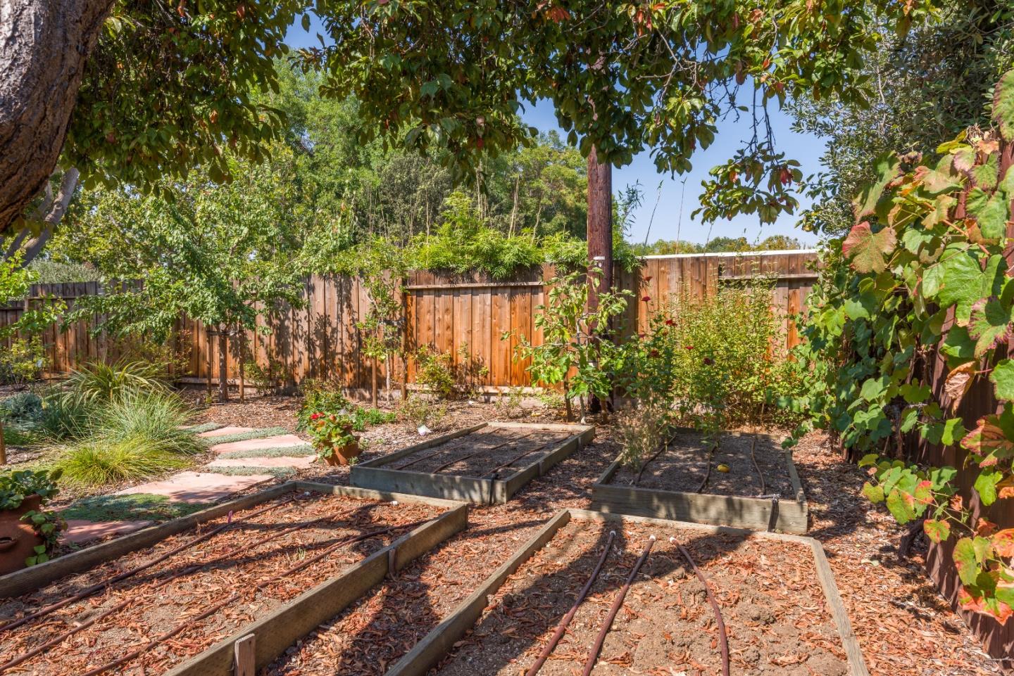3476 Greer Road Palo Alto, CA 94303 - Photo 28 of 32 Gallery Image 28