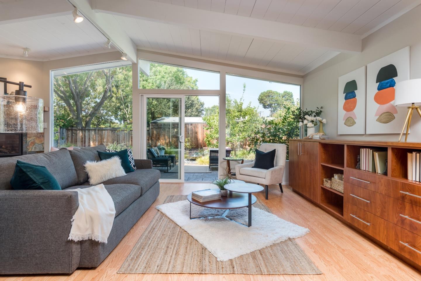 3476 Greer Road Palo Alto, CA 94303 - Photo 8 of 32 Gallery Image 8
