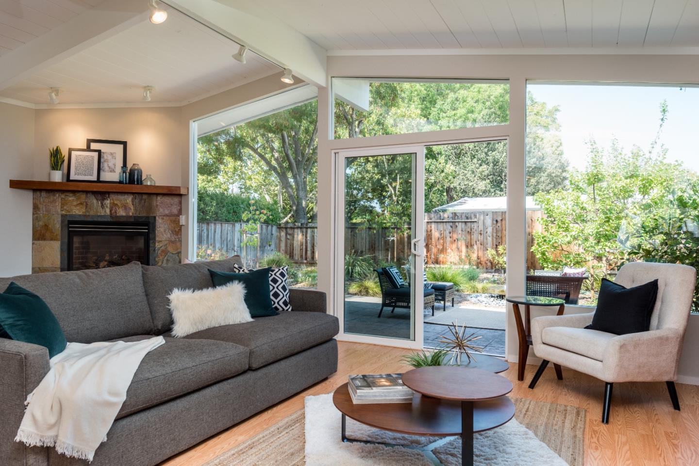 3476 Greer Road Palo Alto, CA 94303 - Photo 9 of 32 Gallery Image 9