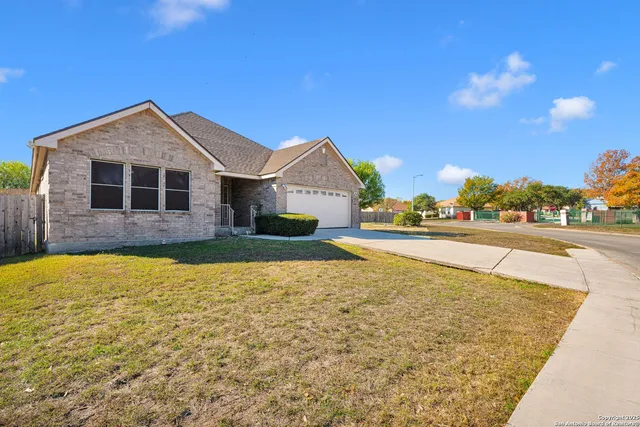 $1,900 | 4631 Granite Shoals, San Antonio, TX 78244
