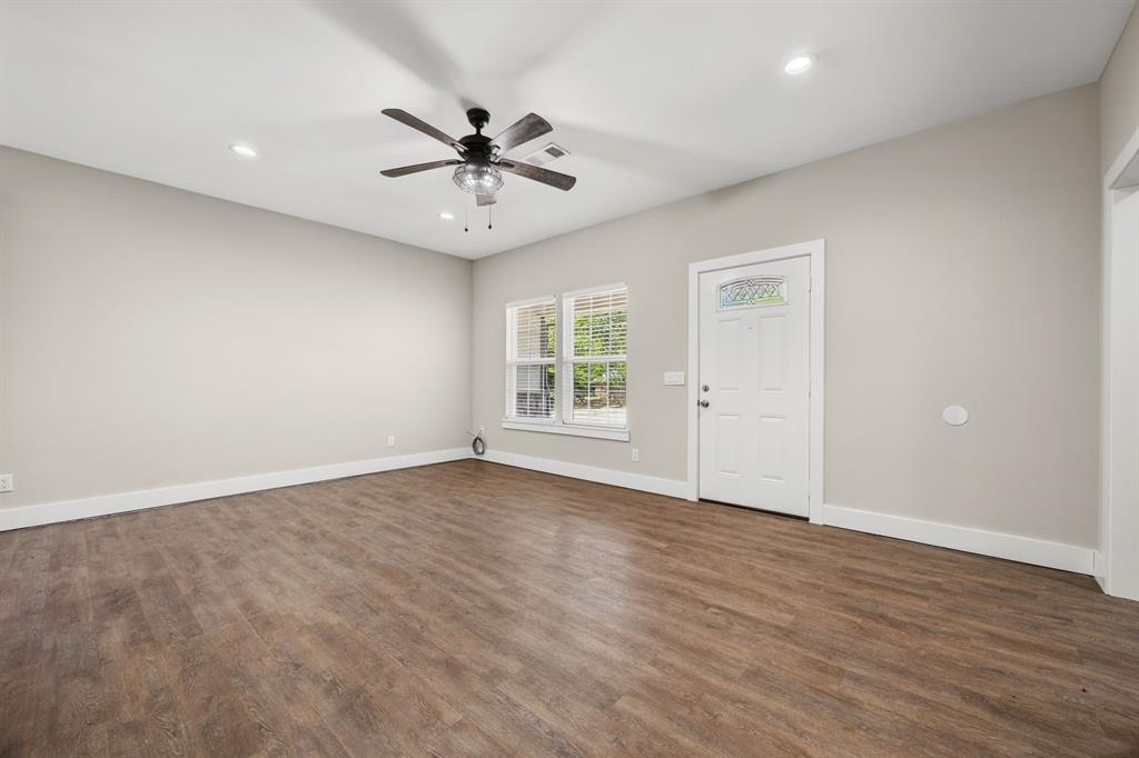 5250 Cooper Street Reno, TX 75462 - Photo 9 of 29 Gallery Image 9