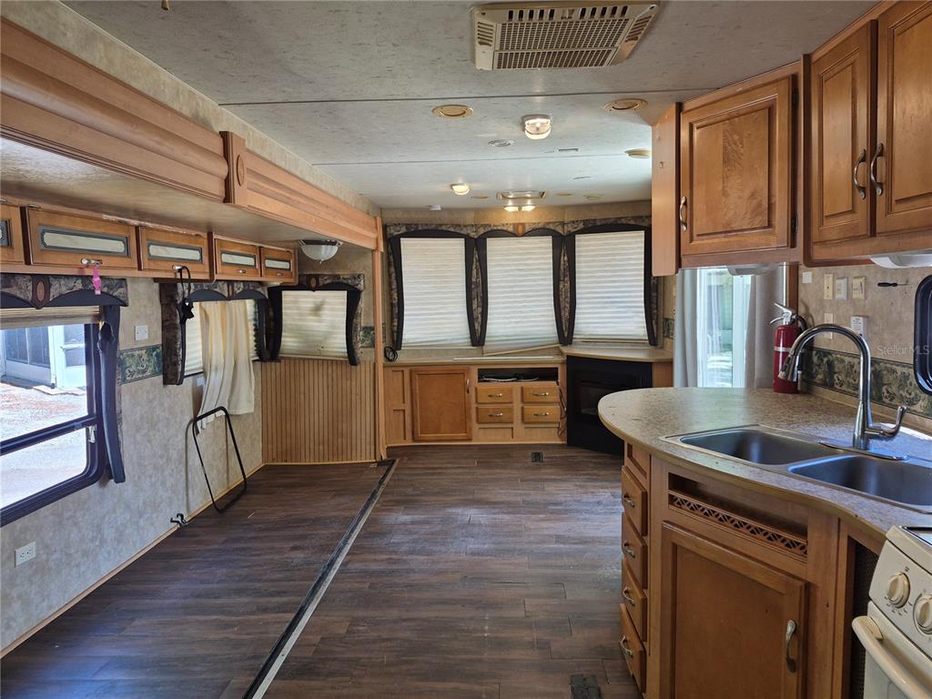 3000 Clarcona Road, Unit 530 Apopka, FL 32703 - Photo 2 of 10