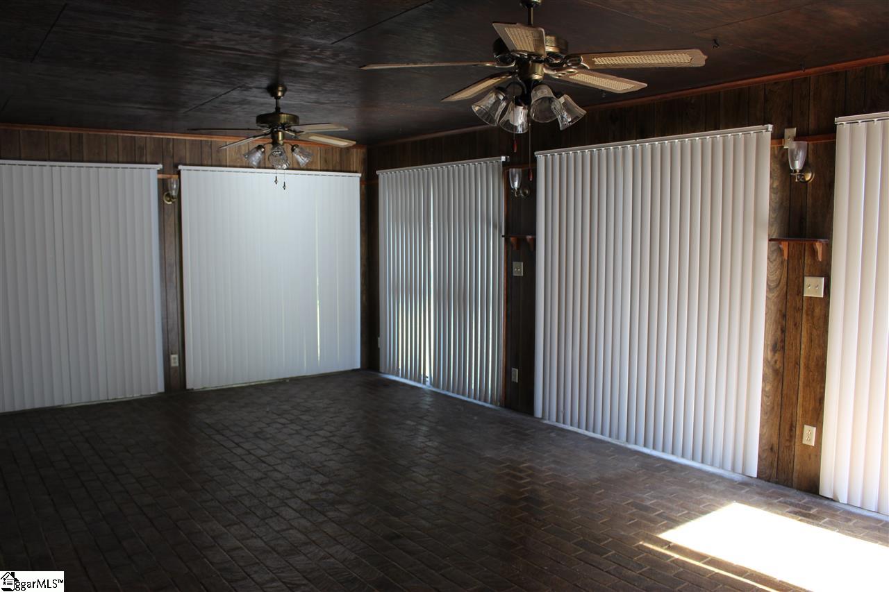 374 Flatwood Road Spartanburg, SC 29303 - Photo 7 of 18