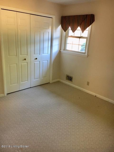 7811 Crown Top Road Louisville, KY 40241 - Photo 17 of 32 Guest Bedroom 1