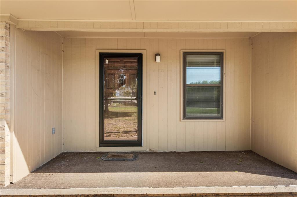 2711 Tin Top Road Weatherford, TX 76087 - Photo 4 of 22 a view of an entryway of house