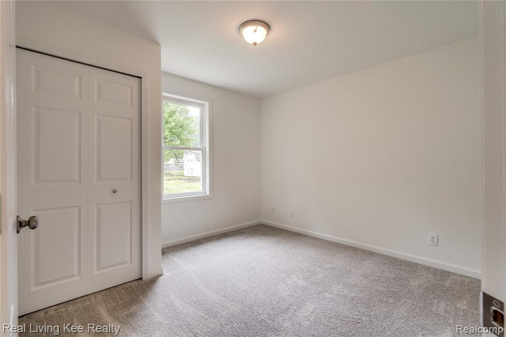1928 Tamm Avenue Rochester Hills, MI 48309 - Photo 20 of 41