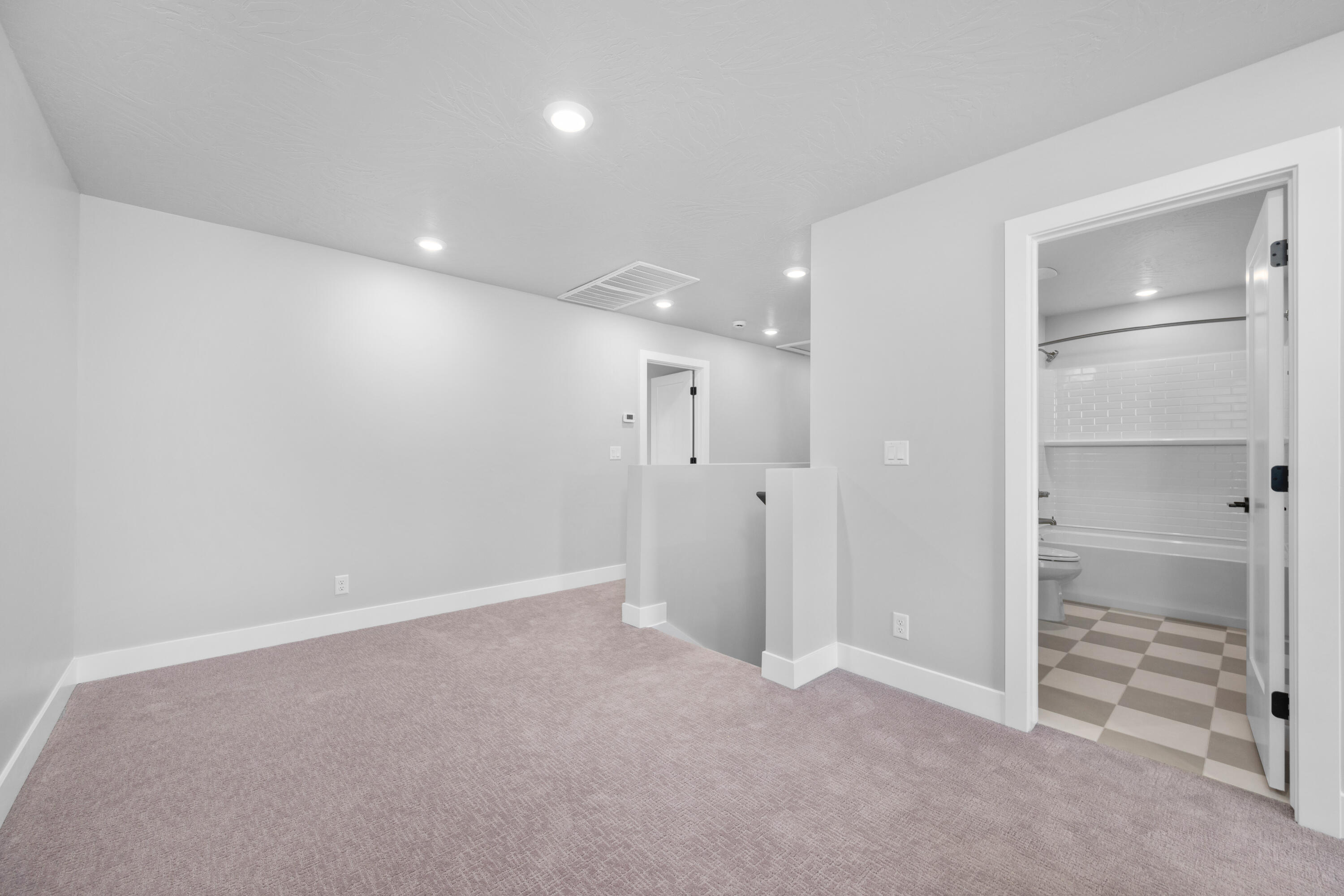 4005 Razor Drive, Unit 116 Washington, UT 84780 - Photo 11 of 25 *Photo of similar unit*