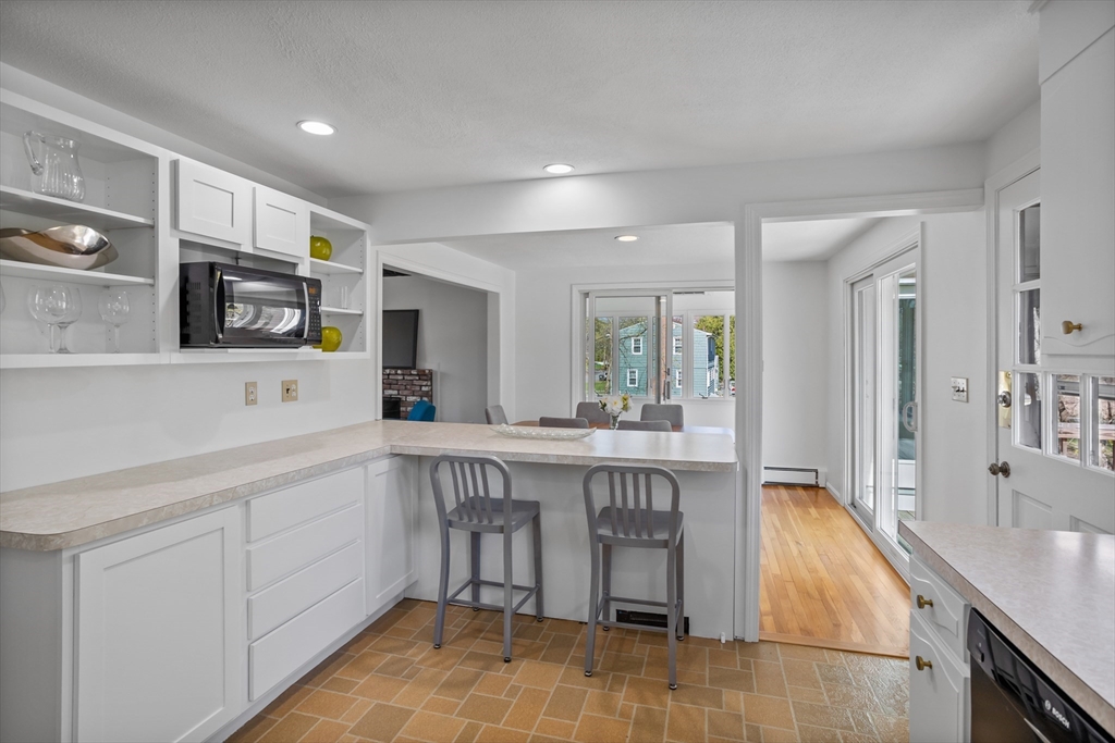28 Minuteman Road Acton, MA 01720 - Photo 13 of 39 Gallery Image 13