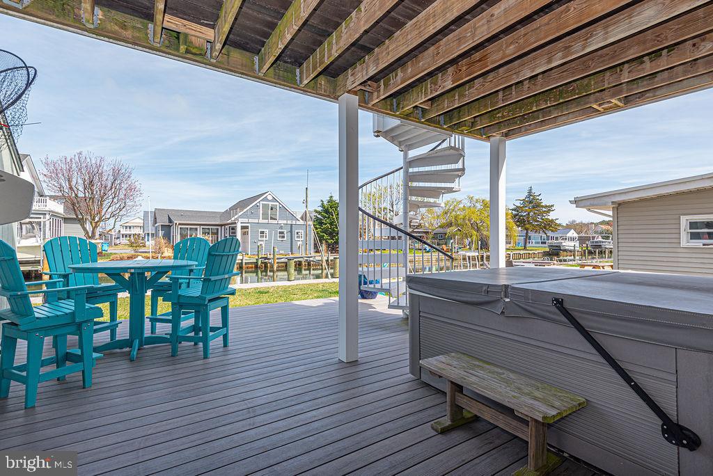 10404 New Quay Road Ocean City, MD 21842 - Photo 40 of 44 main level deck