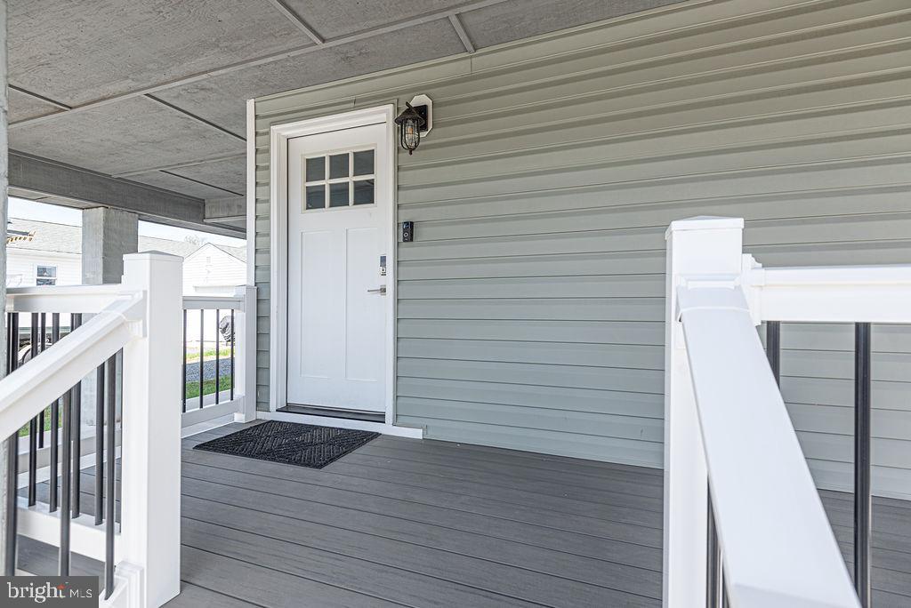10404 New Quay Road Ocean City, MD 21842 - Photo 8 of 44 front porch