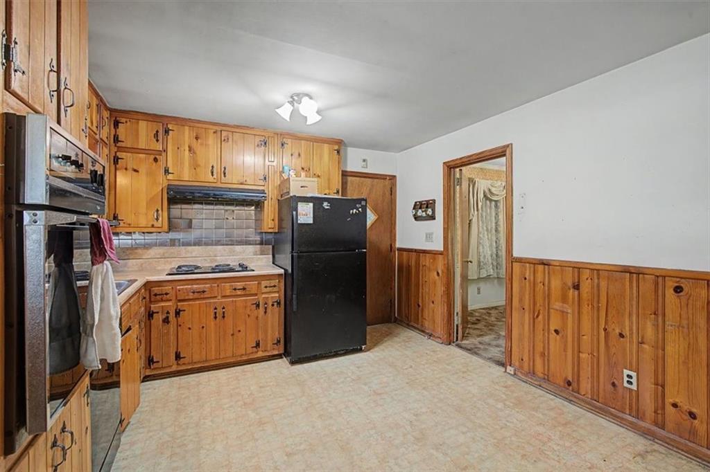 4455 Hillpine Road Forest Park, GA 30297 - Photo 18 of 43