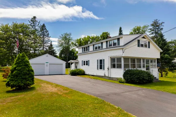$400,000 | 192 Mascoma Street, Lebanon, NH 03766