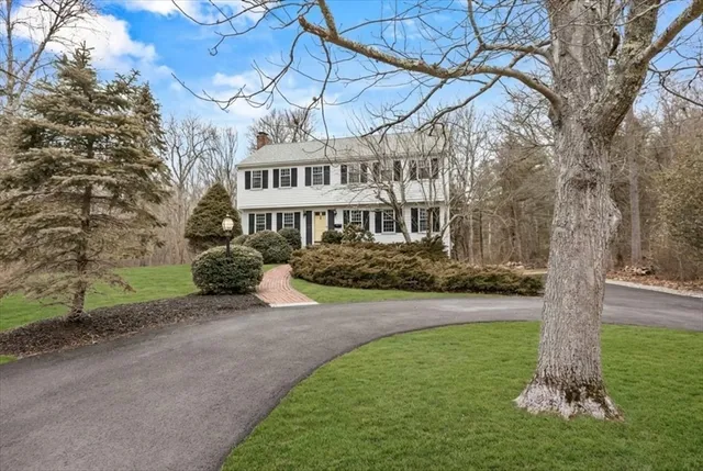 $1,099,000 | 71 Ledgewood Drive, Cohasset, MA 02025