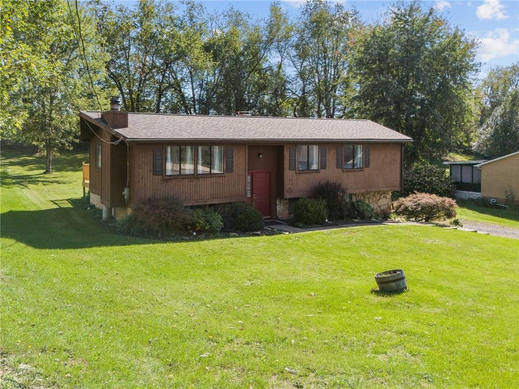 167 Klein Road New Brighton, PA 15066 - Photo 3 of 27 Gallery Image 3