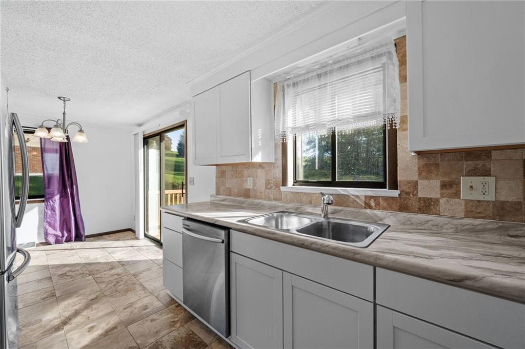 167 Klein Road New Brighton, PA 15066 - Photo 8 of 27 Gallery Image 8