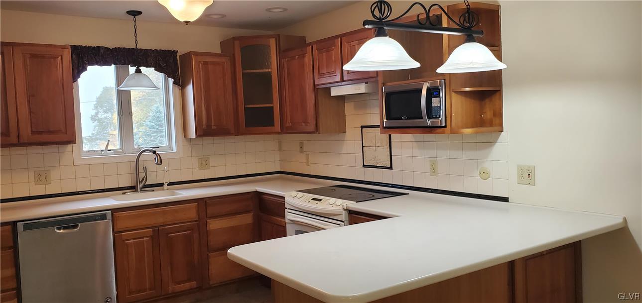 1781 Ritter Street Bethlehem, PA 18015 - Photo 3 of 7 Gallery Image 3