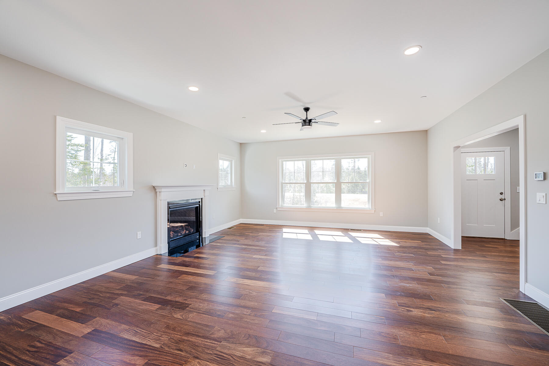 54 Forest Drive Arundel, ME 04046 - Photo 13 of 78 54 forest-38