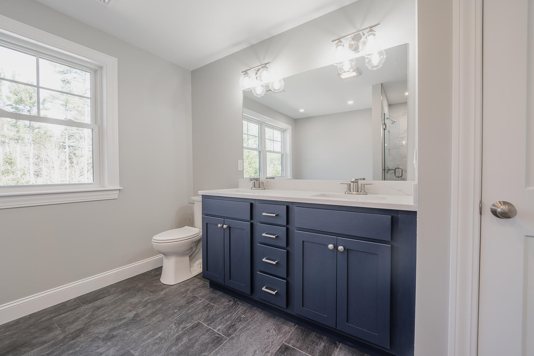 54 Forest Drive Arundel, ME 04046 - Photo 48 of 78 Primary Suite