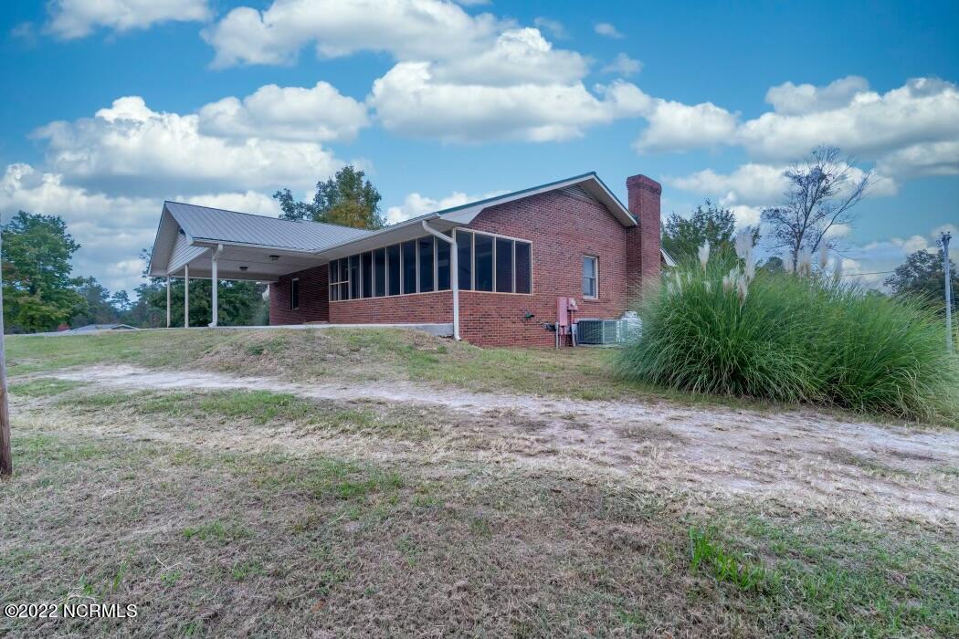 161 Crestview Drive Rockingham, NC 28379 - Photo 3 of 46 IMG_0924