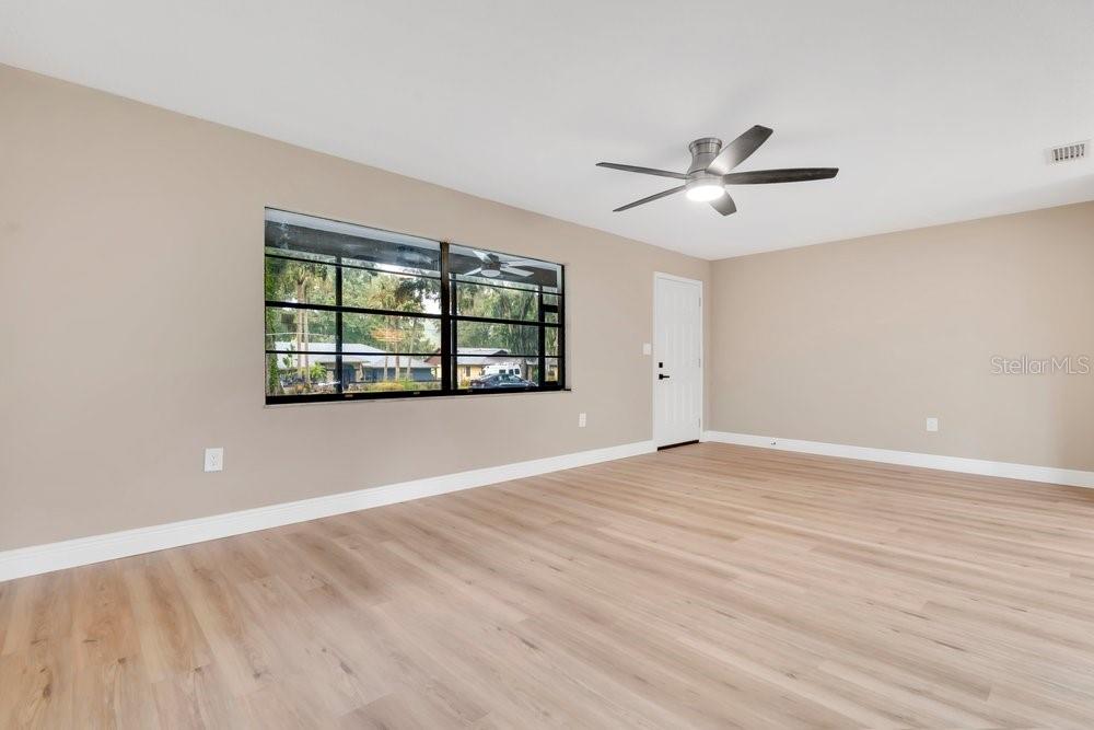 10410 Cypress Road Leesburg, FL 34788 - Photo 7 of 31 Gallery Image 7