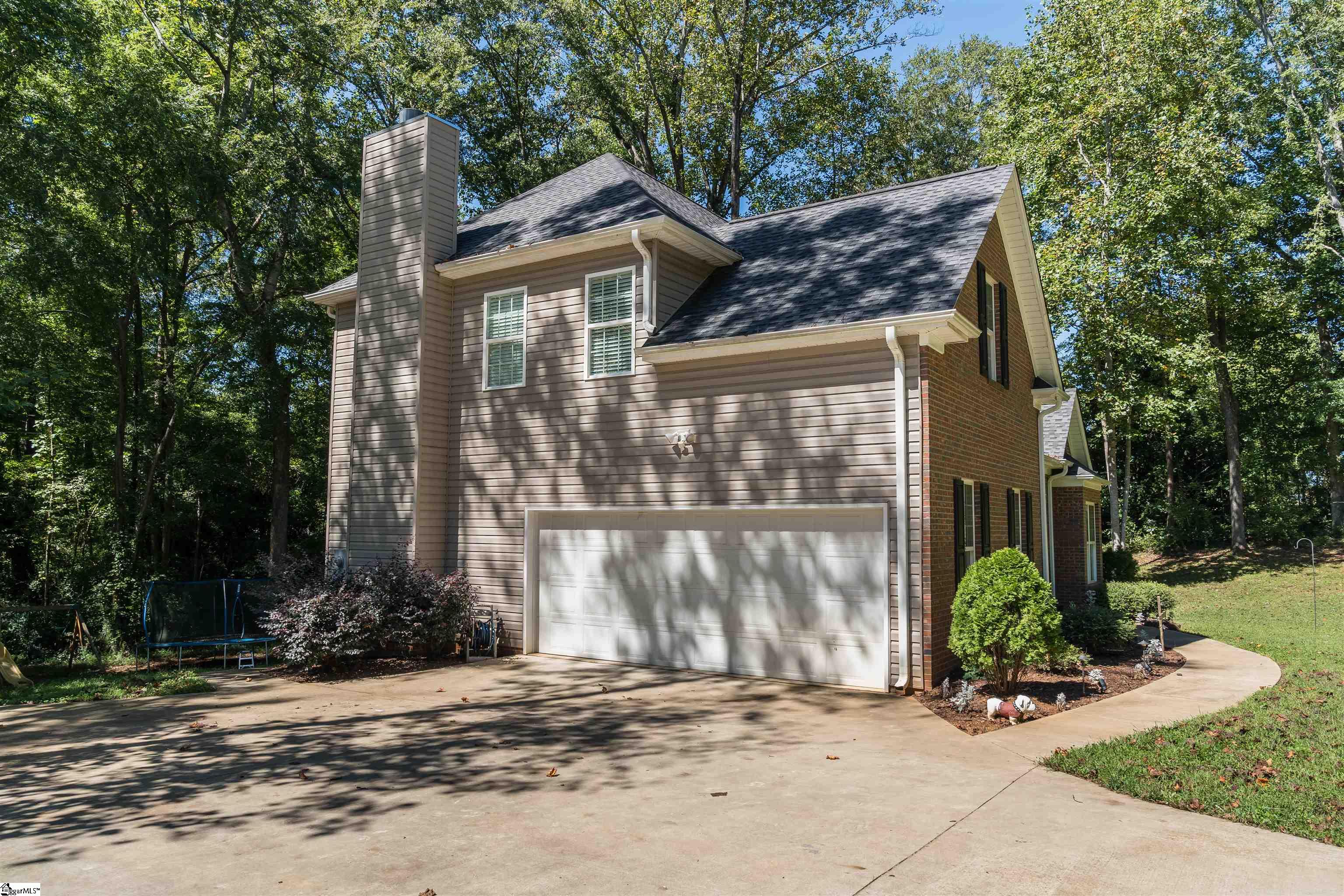 200 State Rd S-42-2591 Roebuck, SC 29376 - Photo 32 of 36 Gallery Image 32