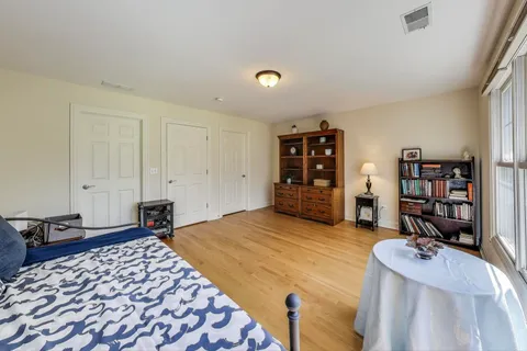 $685,000 | 3123 Thorne Hill Court, Unit 11, Lisle, IL 60532