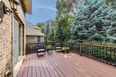 $685,000 | 3123 Thorne Hill Court, Unit 11, Lisle, IL 60532