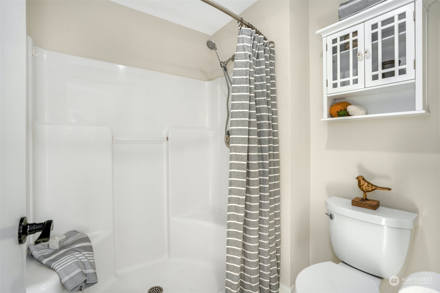 2019 Camas Avenue Northeast Renton, WA 98056 - Photo 20 of 36 Gallery Image 20