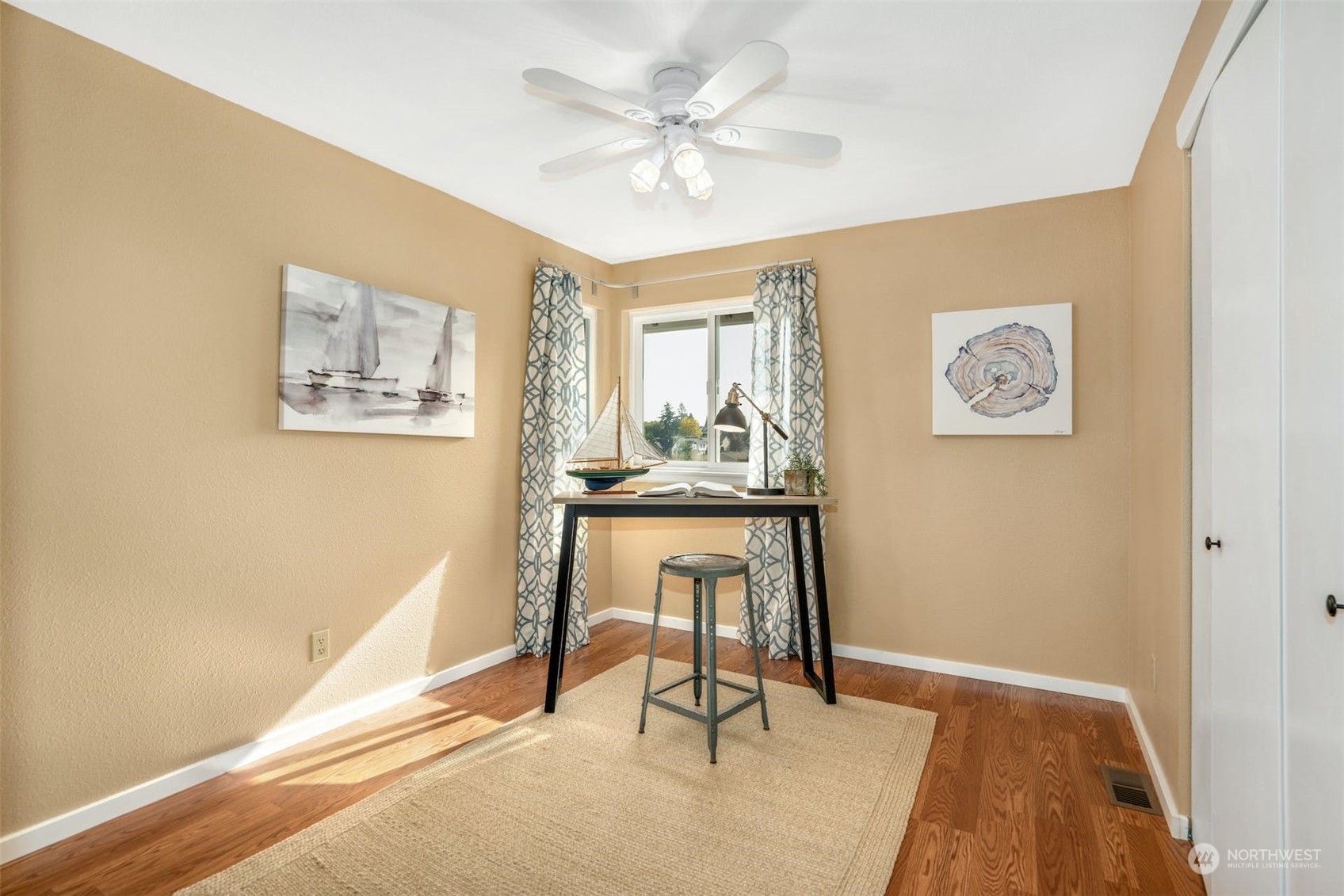 2019 Camas Avenue Northeast Renton, WA 98056 - Photo 23 of 36 Gallery Image 23