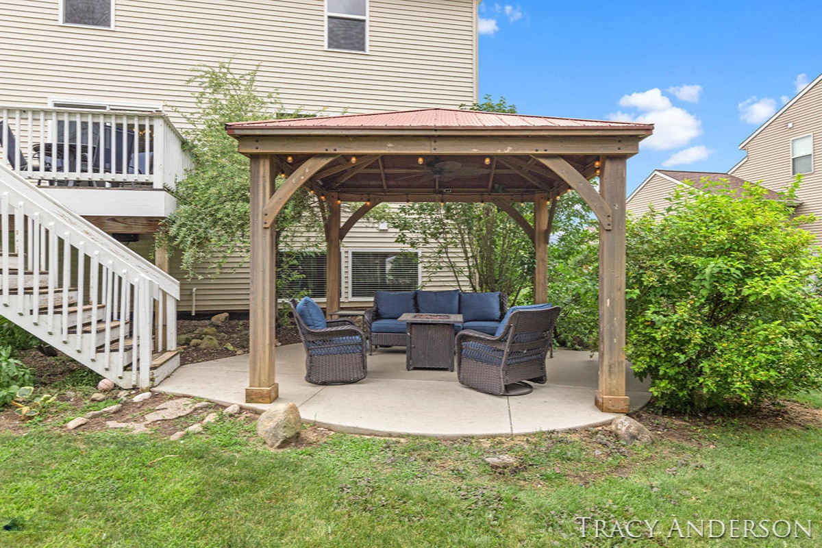 9900 Sunset Ridge Drive Drive Rockford, MI 49341 - Photo 36 of 39
