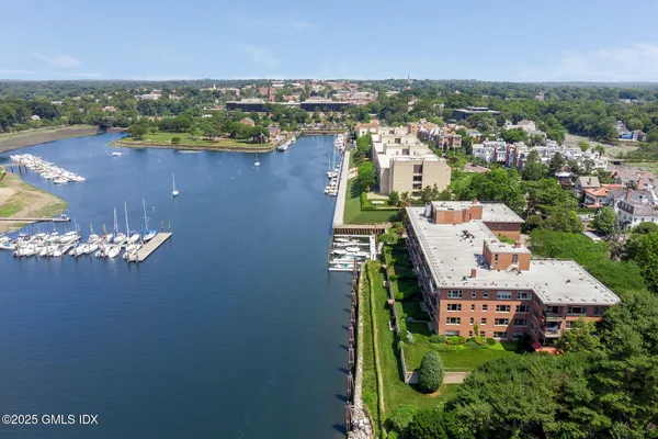 $4,800,000 | 636 Steamboat Road, Unit 3A B & E, Greenwich, CT 06830