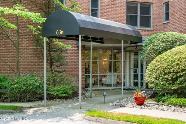 $4,800,000 | 636 Steamboat Road, Unit 3A B & E, Greenwich, CT 06830