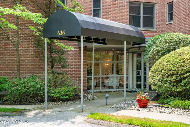 $5,475,000 | 636 Steamboat Road, Unit 3A B & E, Greenwich, CT 06830