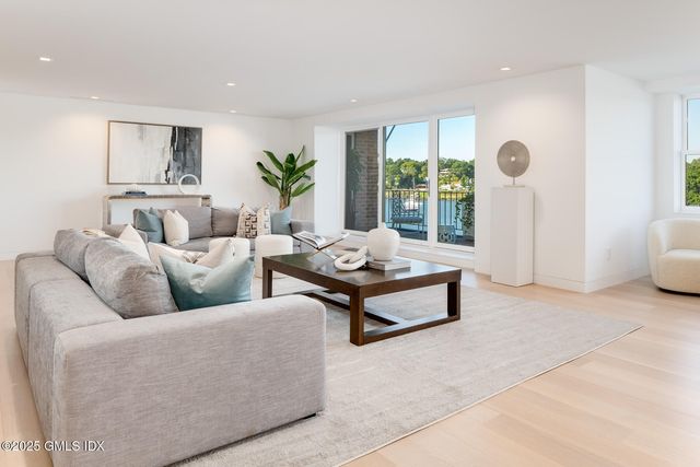 a view of kitchen with breakfast area