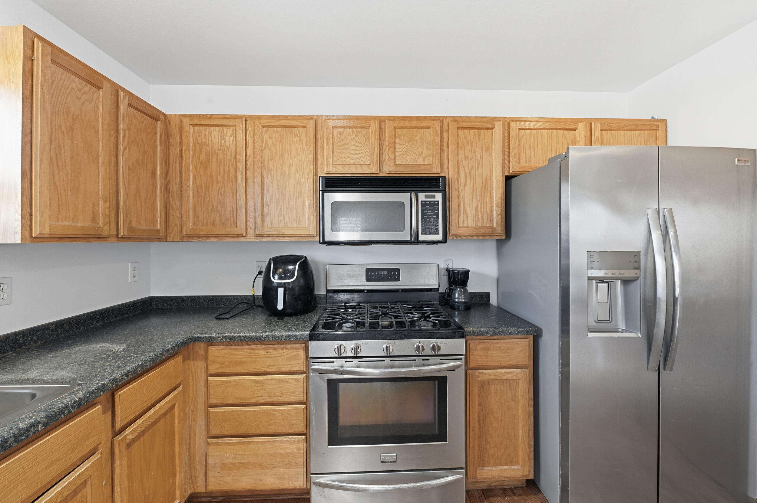 1810 North 19th Street Milwaukee, WI 53205 - Photo 12 of 24 dsc_8635