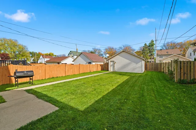 $284,000 | 1810 North 19th Street, Milwaukee, WI 53205