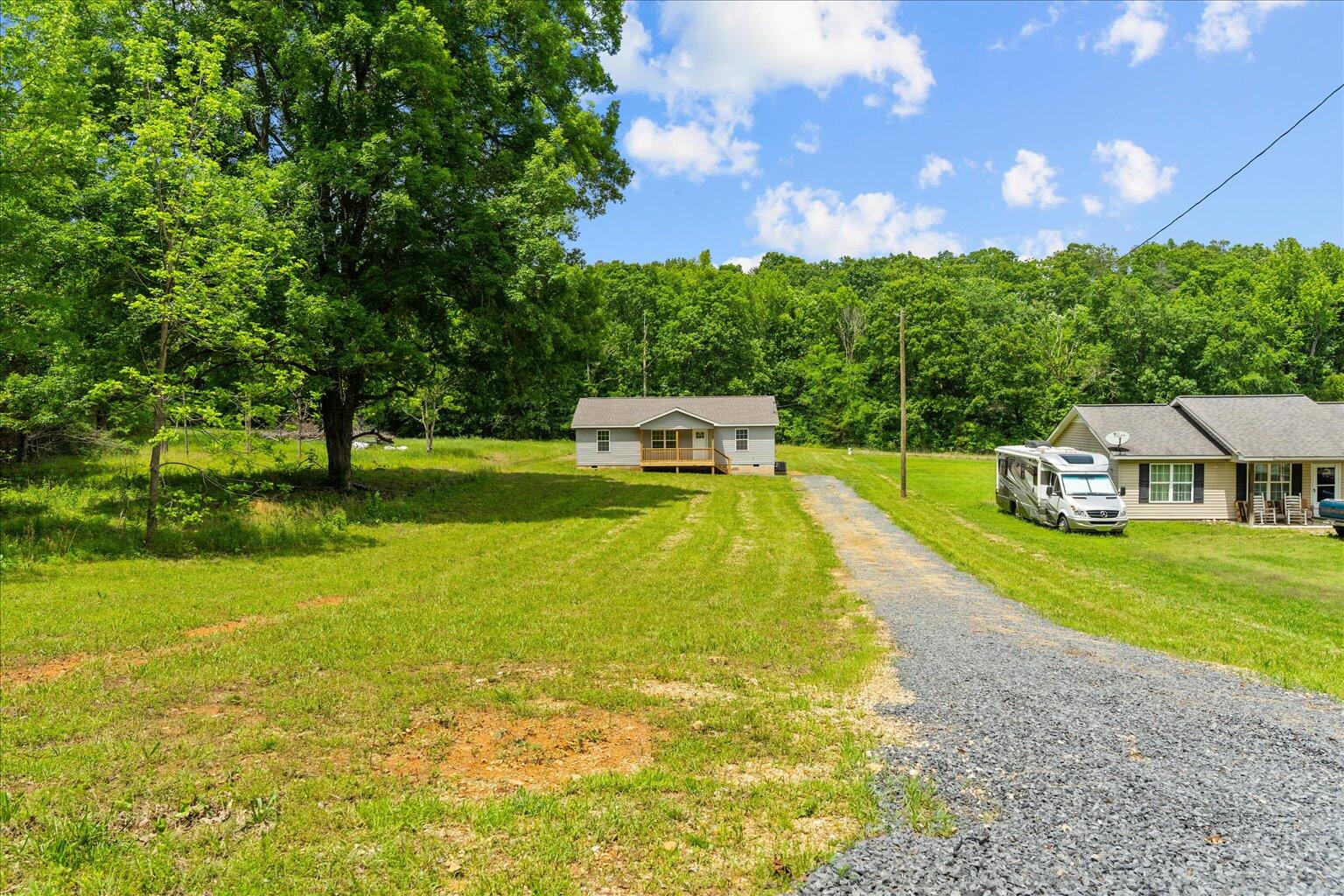 674 Eber Road Southeast Dalton, GA 30720 - Photo 5 of 50 05-5