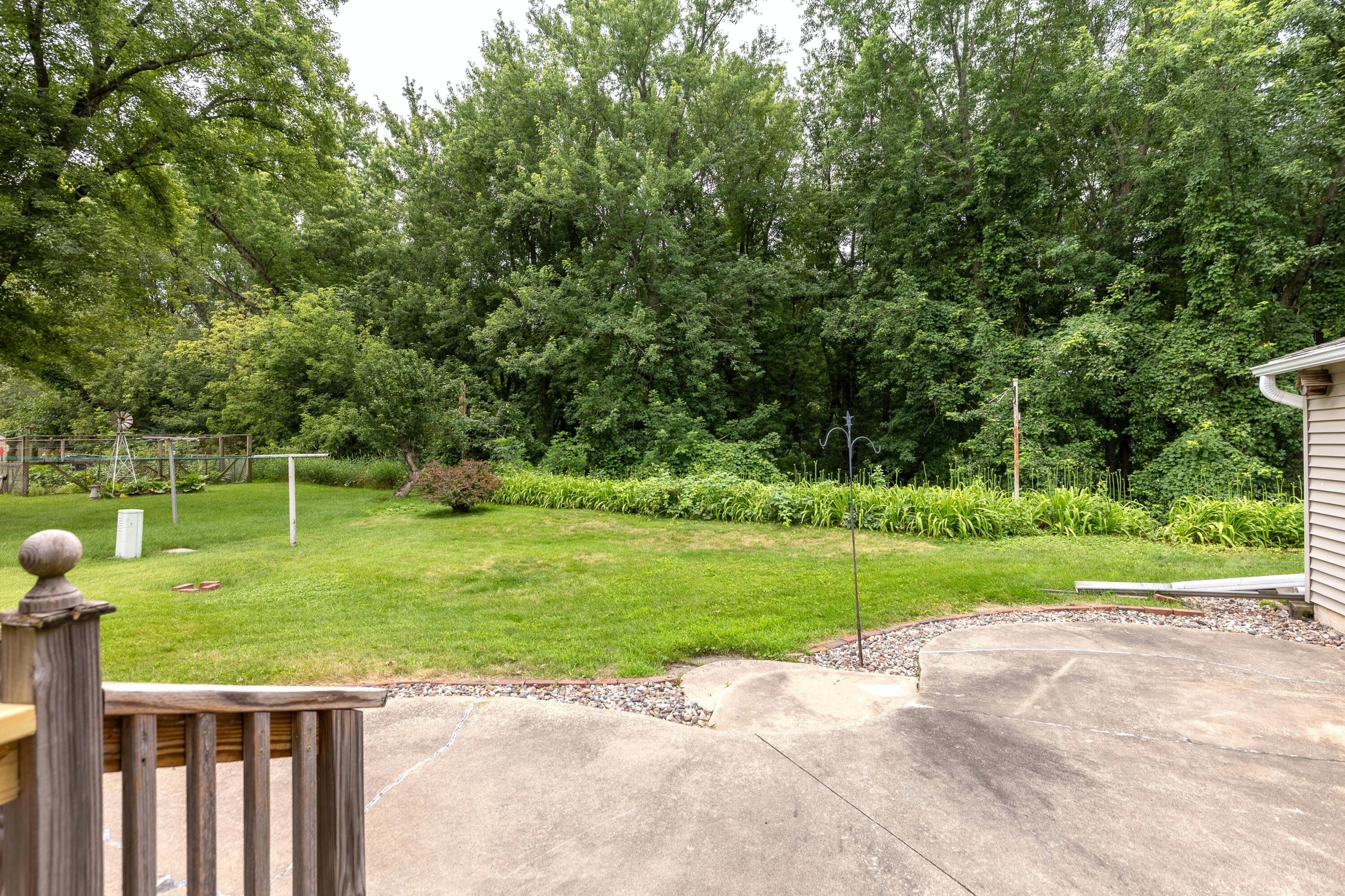 3064 South Marion Road La Crosse, WI 54601 - Photo 24 of 26 3064-23