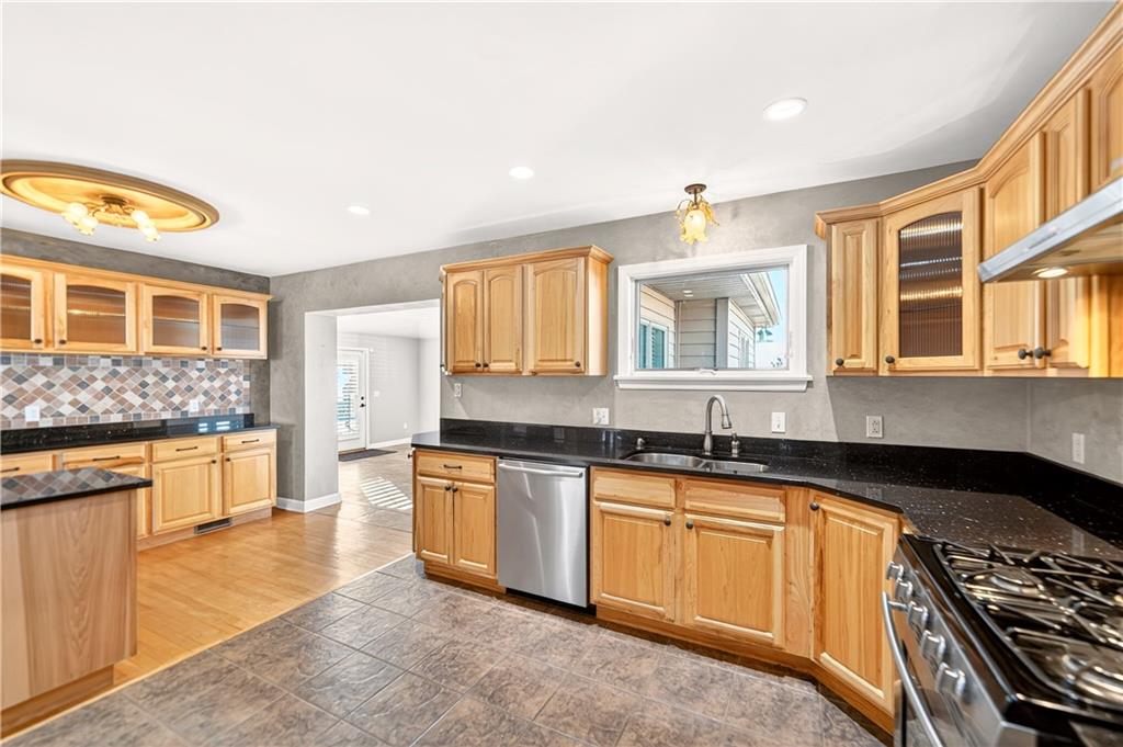 1238 Georges Station Road Greensburg, PA 15601 - Photo 15 of 50