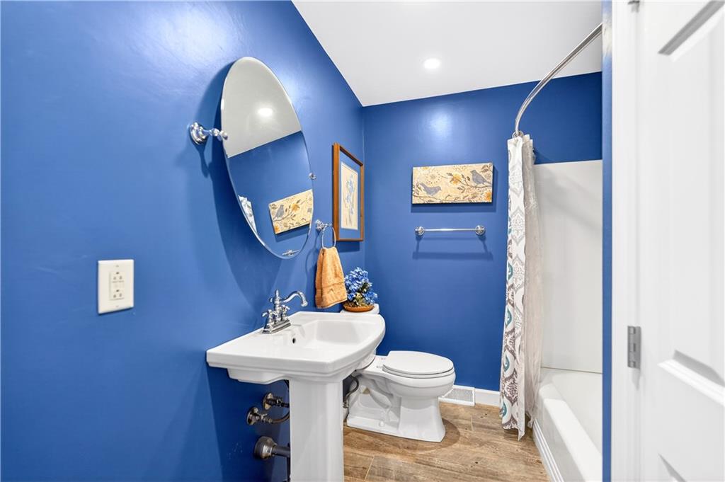 1238 Georges Station Road Greensburg, PA 15601 - Photo 30 of 50 Full bathroom on the main level.