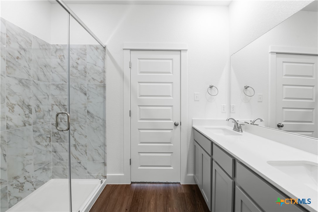 8813 Ponderosa Pine Road Temple, TX 76502 - Photo 10 of 16 Please note: These interior photos are not of the actual home but are from a previously completed home with a similar floor plan. Finishes, features, and layout may vary.*