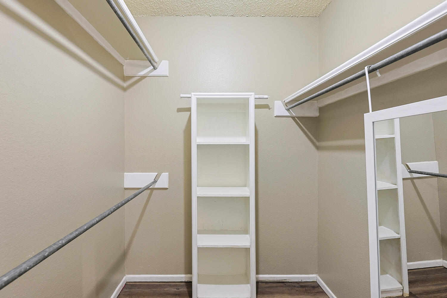 5711 74th Street Lubbock, TX 79424 - Photo 36 of 53 Primary Closet