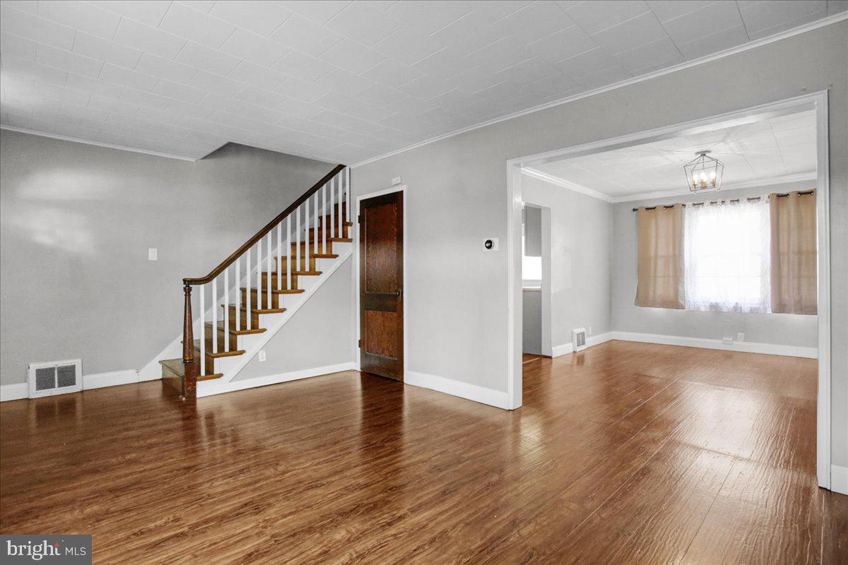 302 Sycamore Road Reading, PA 19611 - Photo 5 of 29 Gallery Image 5