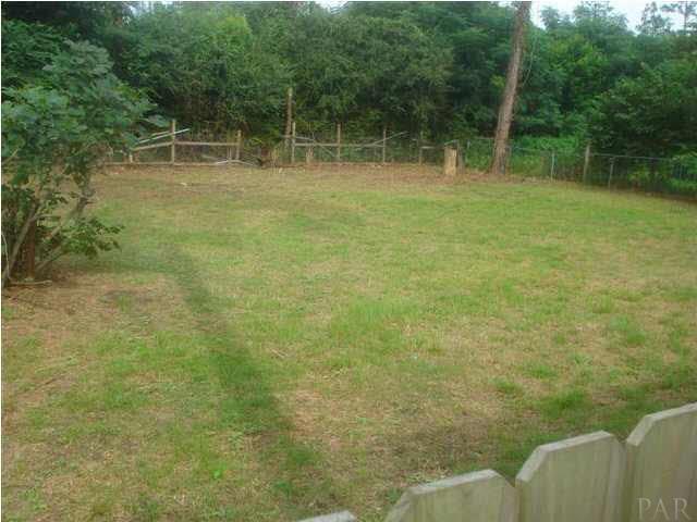 6496 Bellview Pines Road Pensacola, FL 32526 - Photo 4 of 18 Back Yard L