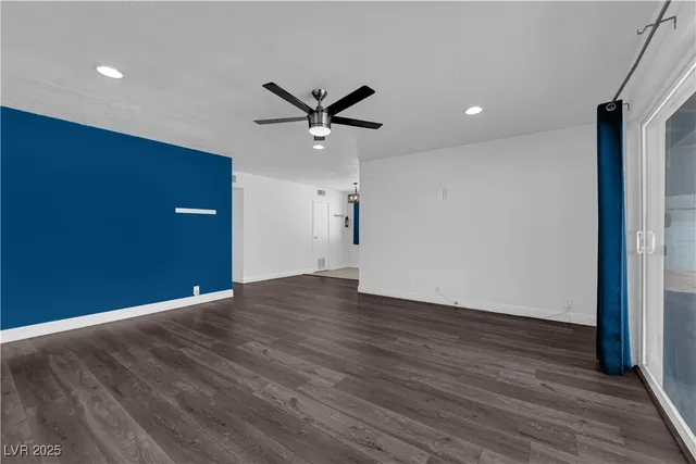 $1,925 | 842 Westminster Avenue, Las Vegas, NV 89119