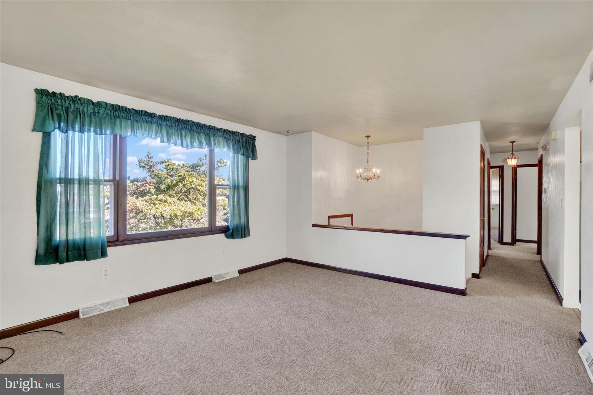 3490 Kingston Road York, PA 17402 - Photo 10 of 27 Gallery Image 10